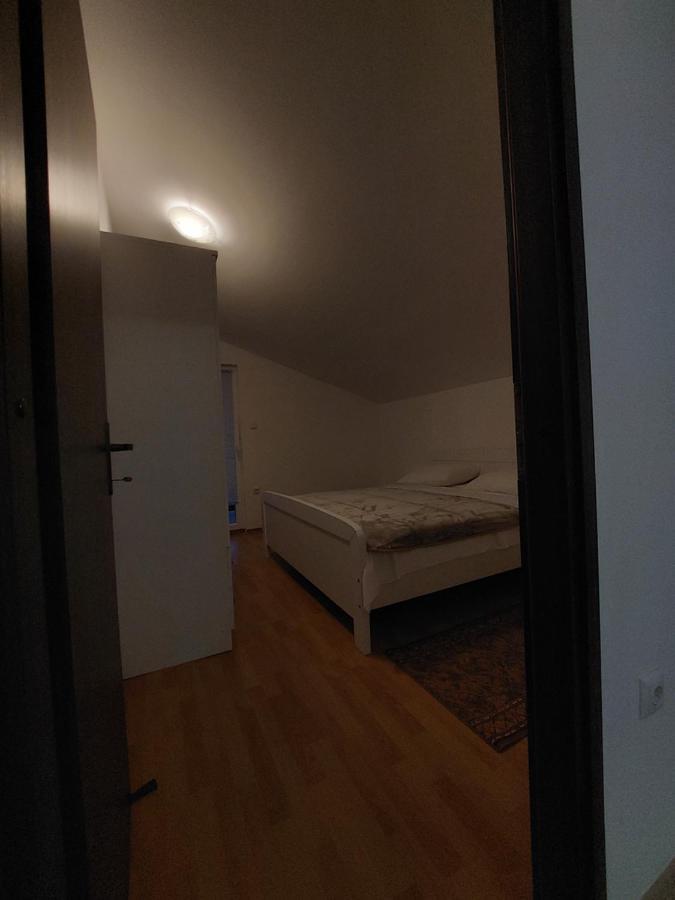 Apartman Ema Grebastica Exterior photo