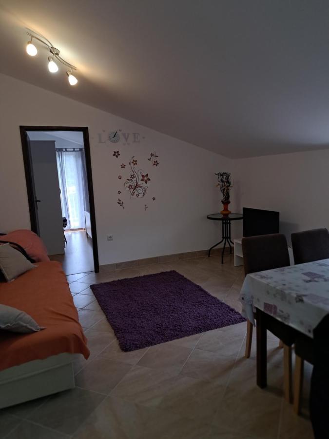 Apartman Ema Grebastica Exterior photo