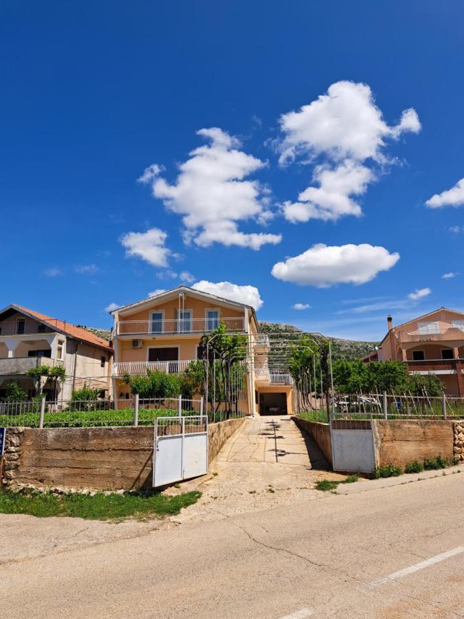 Apartman Ema Grebastica Exterior photo